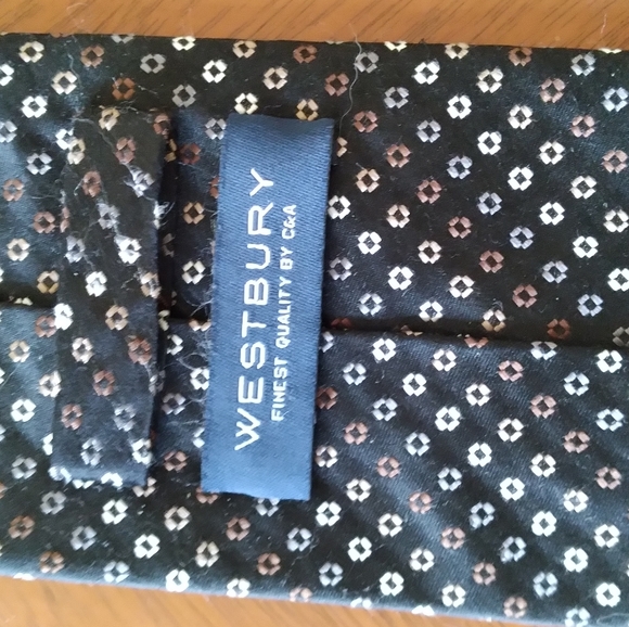 Westbury - Picture 1 of 2